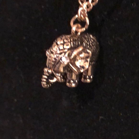 Elephant Necklace - Picture 4 of 9